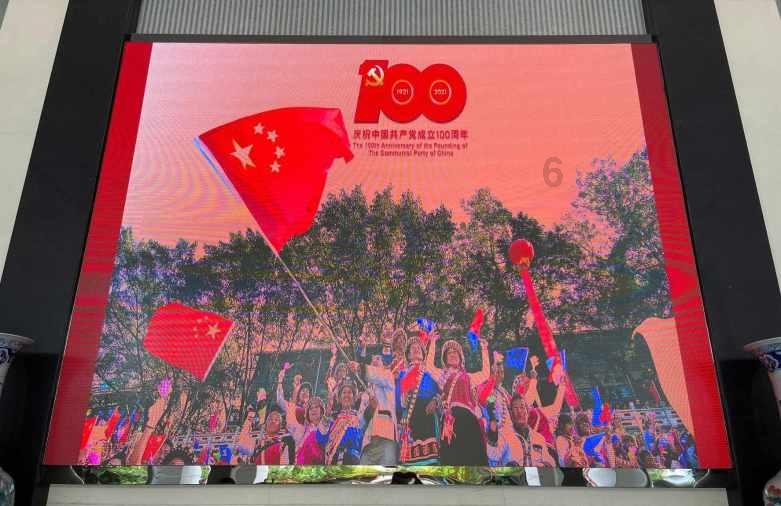 顶配真是36万你会买吗 雷军:小米汽车SU7最终售价以发布会公布为准